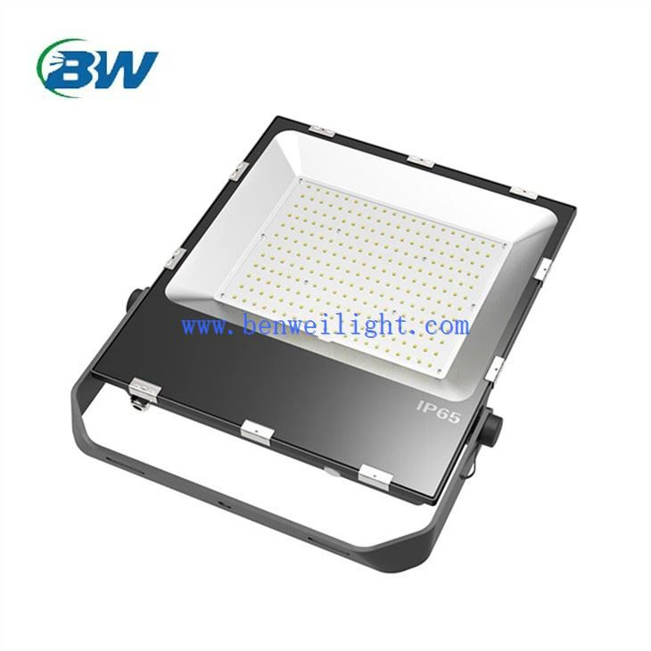 Lampu Sorot Screwfix