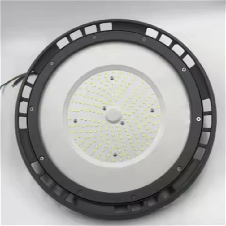 Lampu Toko Lampu LED UFO High Bay 140W