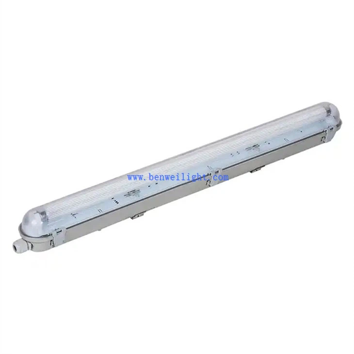 LED Vapor-Tight Fixture (4)