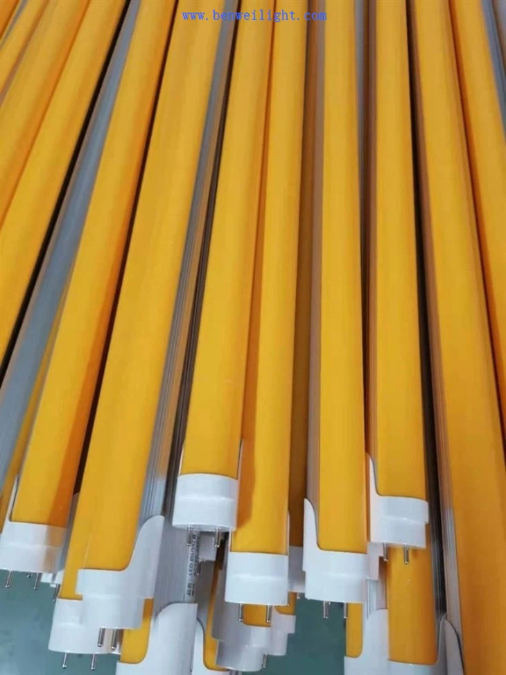 Anti yellow cover 120cm T8 LEDs light